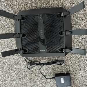 Netgear Nighthawk X6S AC4000 Tri-band Mu-Mimo WiFi Router R8000P-100NAS